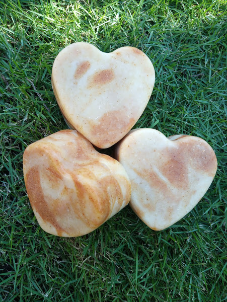 OATMEAL & TURMERIC SOAP